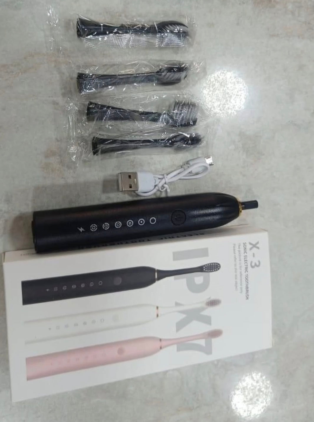 ELECTRIC TOOTHBRUSH